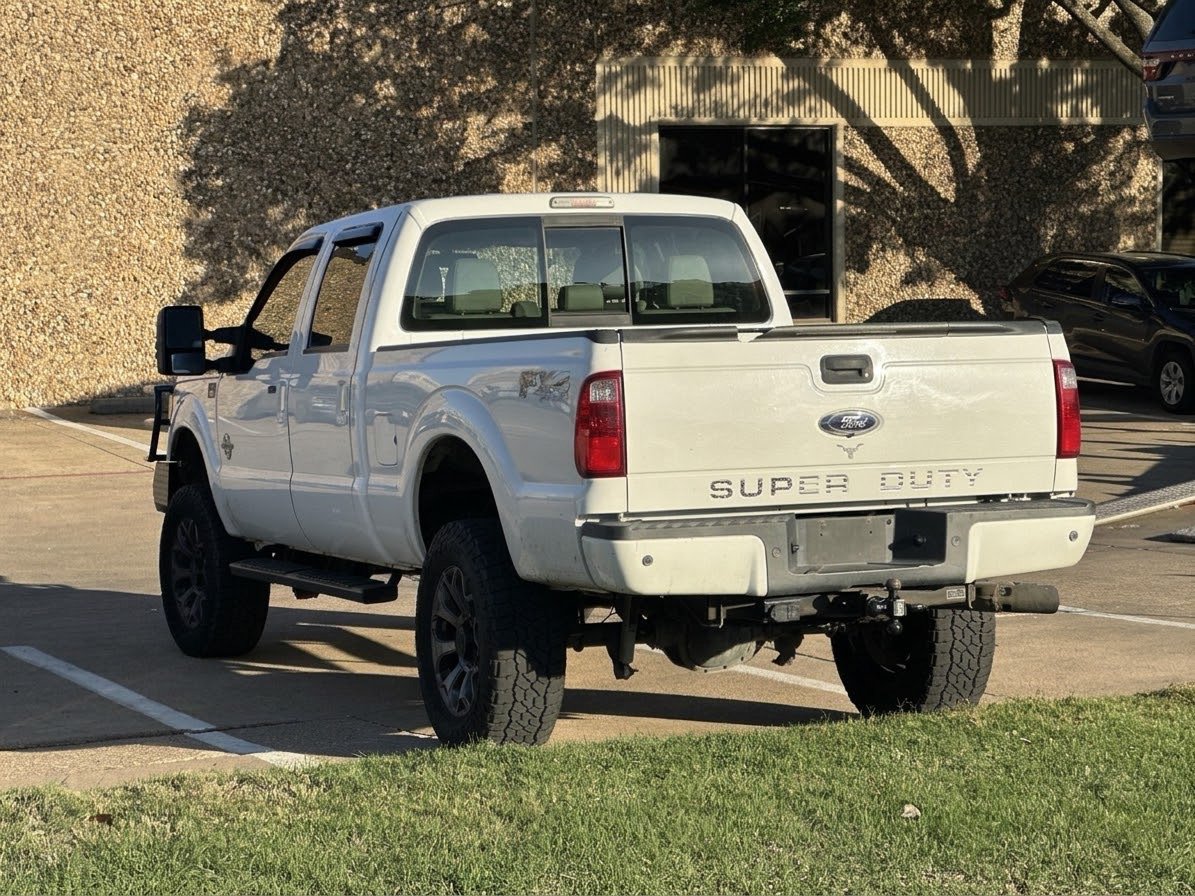 Used 2016 Ford F250 Lariat w/ Lariat Ultimate Package AWD/4WD image 3