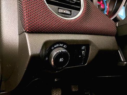 Used 2013 Chevrolet Cruze Eco w/ Enhanced Safety Package FWD image 31