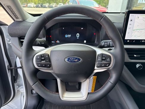 New 2026 Ford Explorer Active image 10