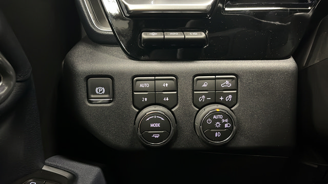 New 2026 Chevrolet Silverado 2500 High Country w/ High Country Premium Package AWD/4WD image 35