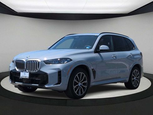Used 2026 BMW X5 xDrive40i w/ M Sport Package AWD/4WD image 4