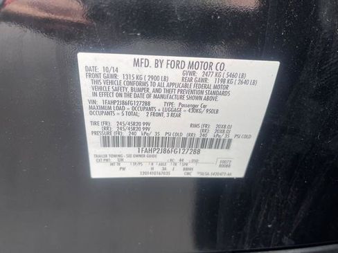 Used 2015 Ford Taurus Limited w/ Equipment Group 301A AWD/4WD image 25