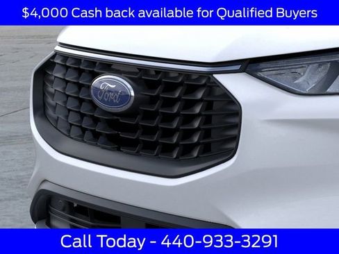 New 2026 Ford Escape SE w/ Class II Trailer Tow Package FWD image 19