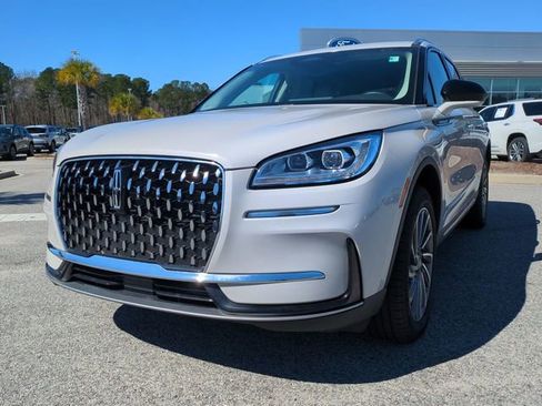 Used 2024 Lincoln Corsair Reserve image 8