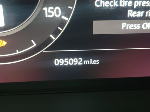 Used 2019 Land Rover Range Rover Sport HST AWD/4WD image 36