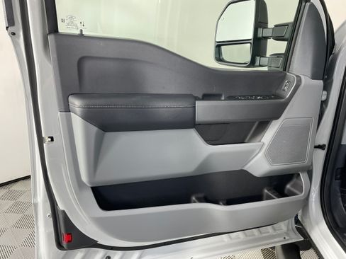 New 2026 Ford F250 XLT w/ 360-Degree Camera Package AWD/4WD image 5