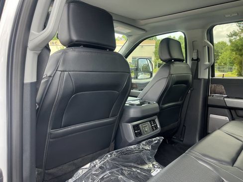New 2026 Ford F250 Lariat AWD/4WD image 23
