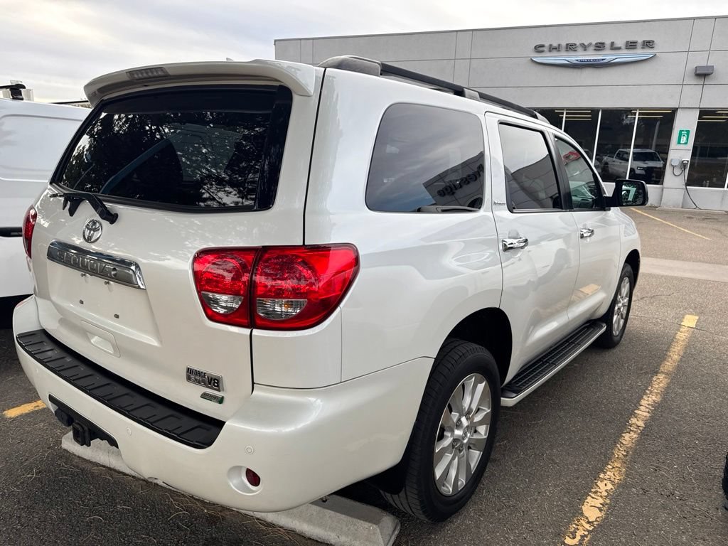 Used 2016 Toyota Sequoia Platinum AWD/4WD image 3
