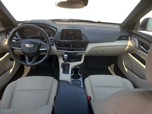 Used 2023 Cadillac CT4 Luxury w/ Sun And Sound Package RWD image 9