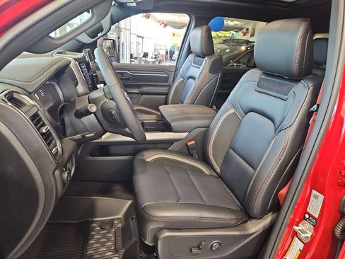 New 2026 RAM 1500 Laramie AWD/4WD image 11