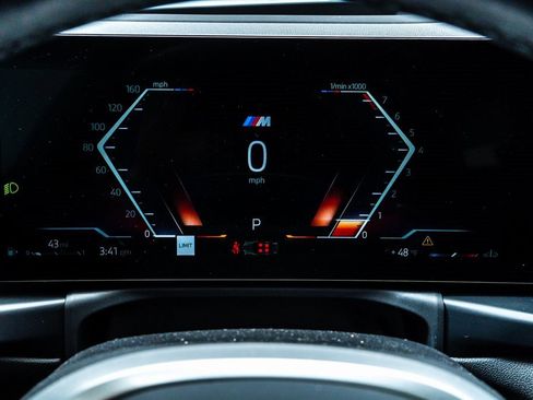 Used 2025 BMW 230i Coupe w/ M Sport Package image 13