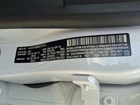 Used 2022 Alfa Romeo Stelvio Veloce image 26