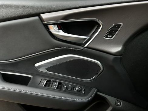 Certified 2025 Acura RDX SH-AWD image 25