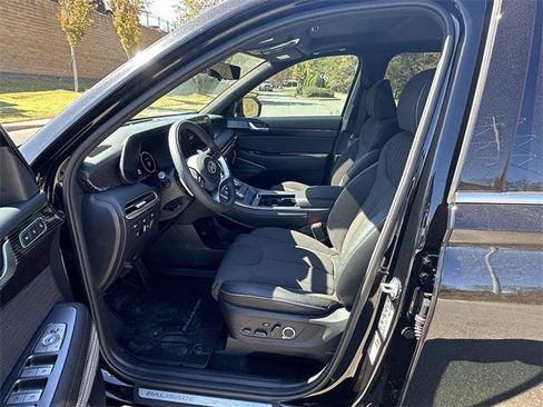 New 2025 Hyundai Palisade Calligraphy image 9