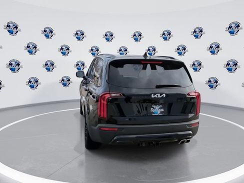 Used 2022 Kia Telluride EX w/ EX Premium Package image 8