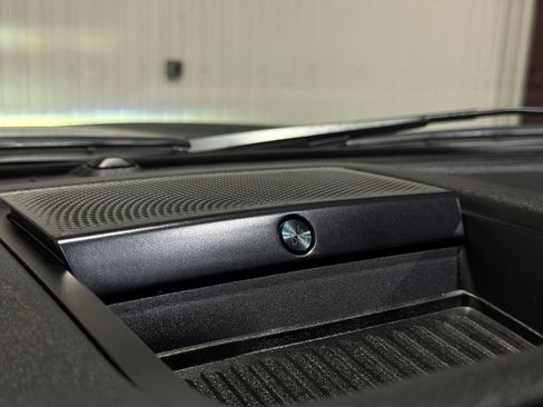 Used 2022 Ford F350 Lariat w/ Black Appearance Package image 37