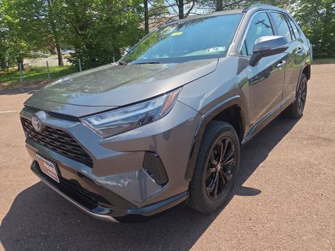Certified 2022 Toyota RAV4 SE w/ Convenience Package AWD/4WD image 7