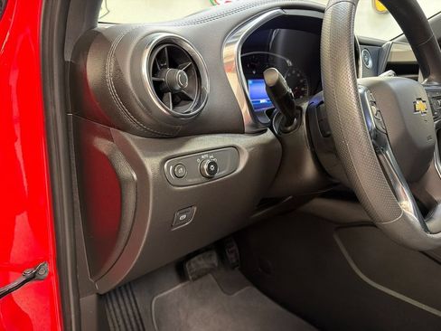 Used 2022 Chevrolet Blazer LT w/ LPO, Black Accent Package FWD image 23