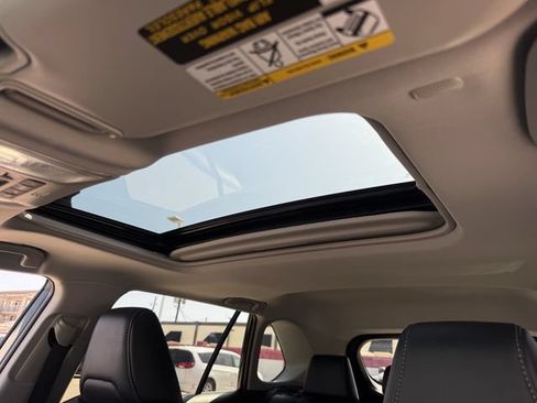 Used 2025 Toyota RAV4 XLE Premium FWD image 25