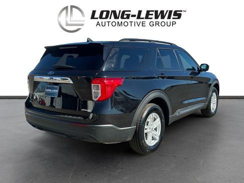 Used 2022 Ford Explorer XLT image 7