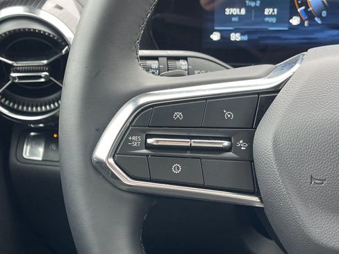 Used 2026 Chevrolet Equinox LT image 27