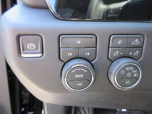 New 2026 Chevrolet Silverado 2500 LT w/ All Star Edition AWD/4WD image 26