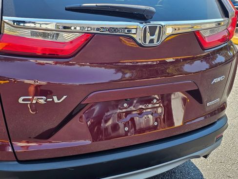 Used 2018 Honda CR-V Touring image 14