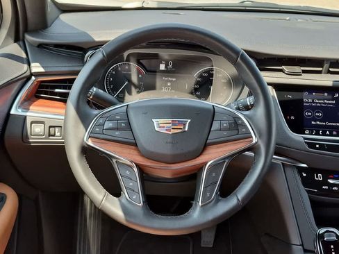 Used 2024 Cadillac XT5 Premium Luxury w/ LPO, Floor Liner Package AWD/4WD image 23