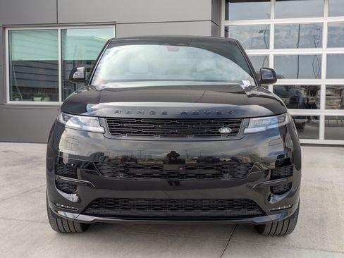New 2026 Land Rover Range Rover Sport Dynamic SE image 2