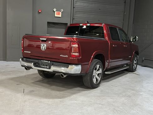 Used 2019 RAM 1500 Laramie AWD/4WD image 4