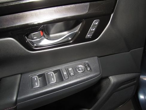 Used 2025 Honda CR-V Sport Touring image 11