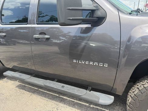 Used 2011 Chevrolet Silverado 1500 LT w/ All-Star Edition AWD/4WD image 3
