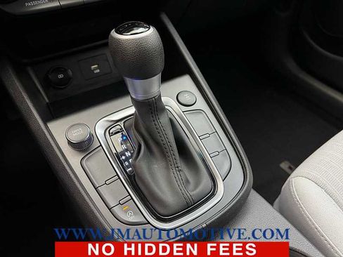 Used 2023 Hyundai Kona SEL image 30