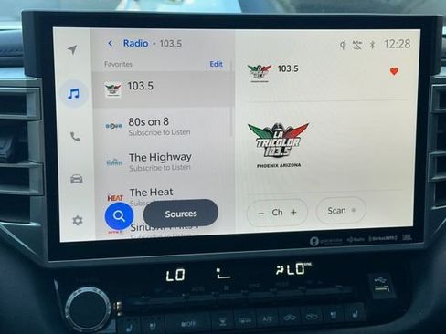 Used 2022 Toyota Tundra Platinum w/ Advanced Package image 20