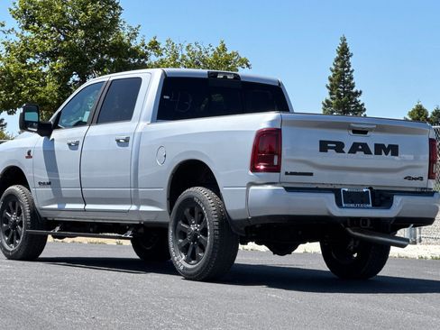 New 2026 RAM 2500 Laramie AWD/4WD image 5