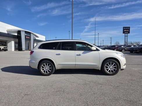 Used 2014 Buick Enclave Leather image 9