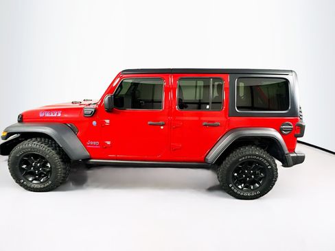 Used 2023 Jeep Wrangler Unlimited w/ Convenience Group AWD/4WD image 4