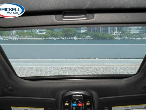 Used 2025 Jeep Grand Cherokee Laredo w/ Luxury Tech Group I RWD image 20