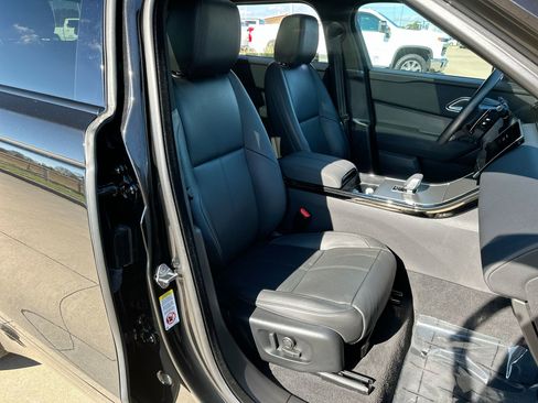 Used 2025 Land Rover Range Rover Velar Dynamic SE image 25