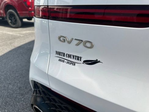 Used 2023 Genesis GV70 3.5T Sport AWD/4WD image 7