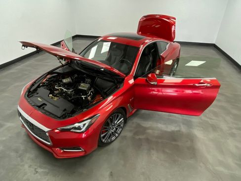 Used 2017 INFINITI Q60 Red Sport 400 image 41