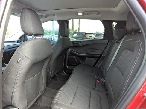 Certified 2025 Ford Escape Active FWD image 18