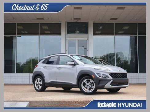 Used 2023 Hyundai Kona SEL w/ Convenience Package FWD image 1
