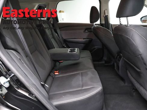 Used 2023 Nissan Rogue S AWD/4WD image 24