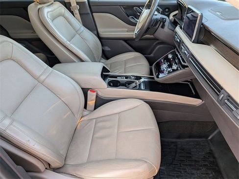 Used 2020 Lincoln Corsair Reserve w/ Elements Package image 32