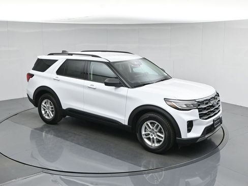 New 2026 Ford Explorer Active image 42