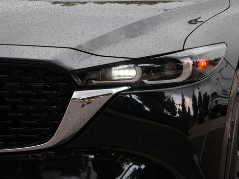 Used 2025 MAZDA CX-5 AWD 2.5 S w/ Preferred Package image 6