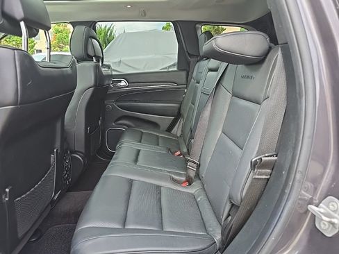 Used 2017 Jeep Grand Cherokee Summit AWD/4WD image 16