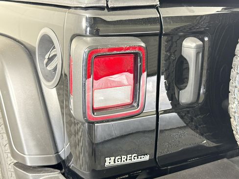 Used 2021 Jeep Wrangler Unlimited Sport S image 36