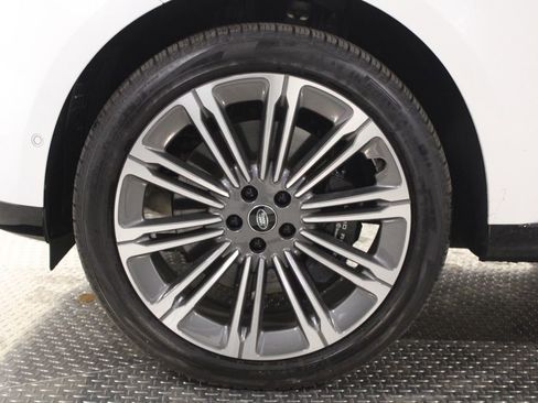 Certified 2023 Land Rover Range Rover SE AWD/4WD image 10